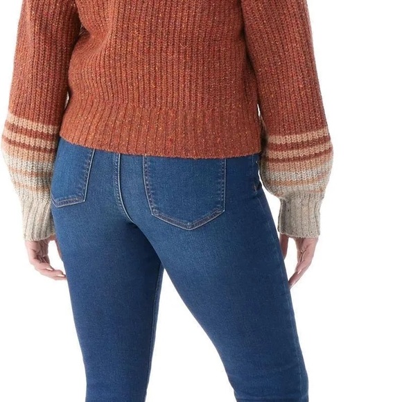Chunky Ribbed Button-Front Sweater Cardigan - Rust - Picture 3 of 10